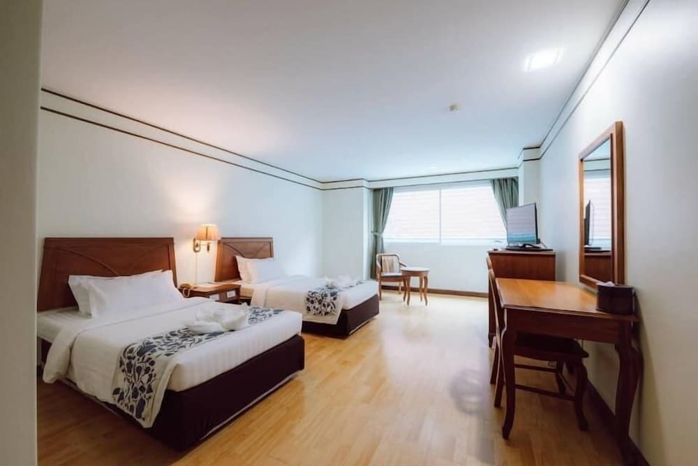 Фото Morakot Hotel Chumphon