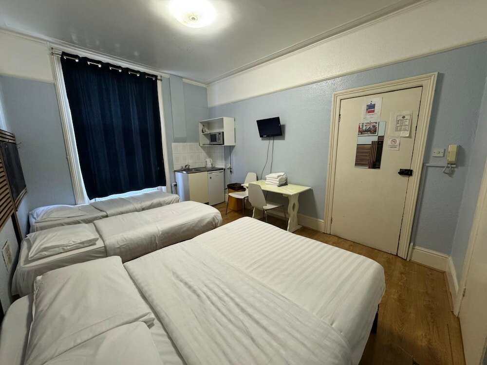 Фото Anwar House