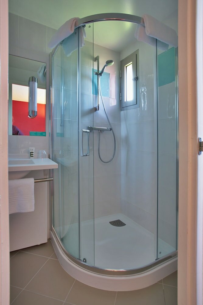 Фото Mercure Luxeuil-les-Bains Hexagone