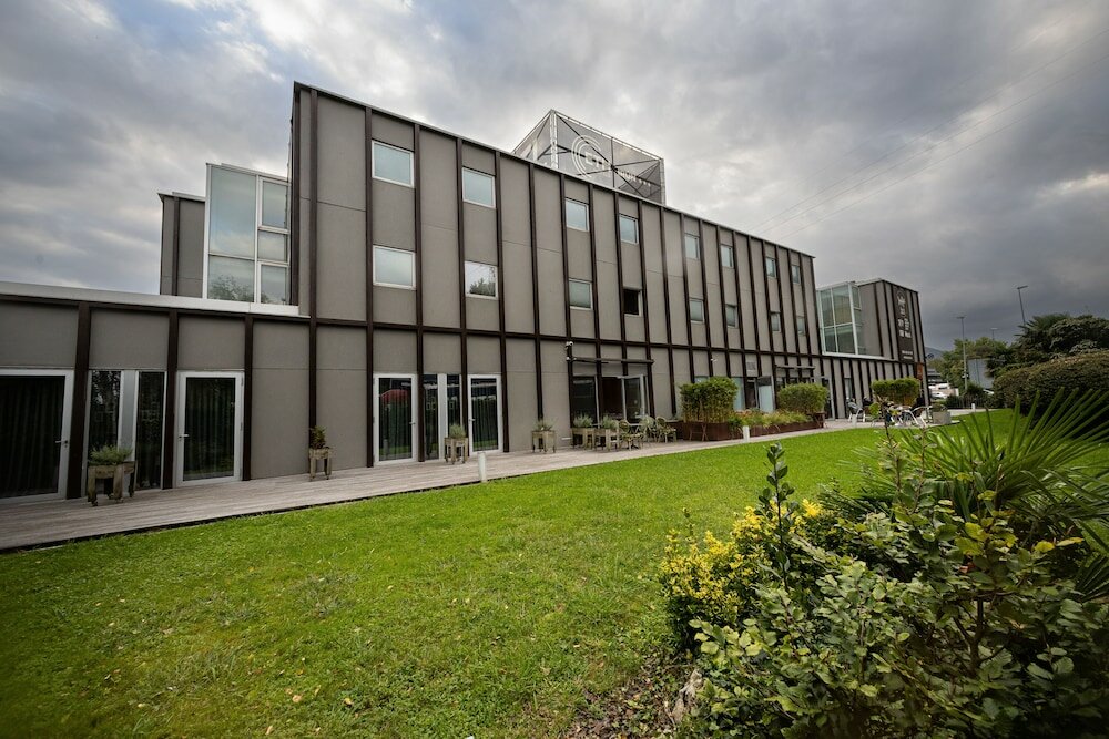 Фото Kyriad Direct Eth Irun