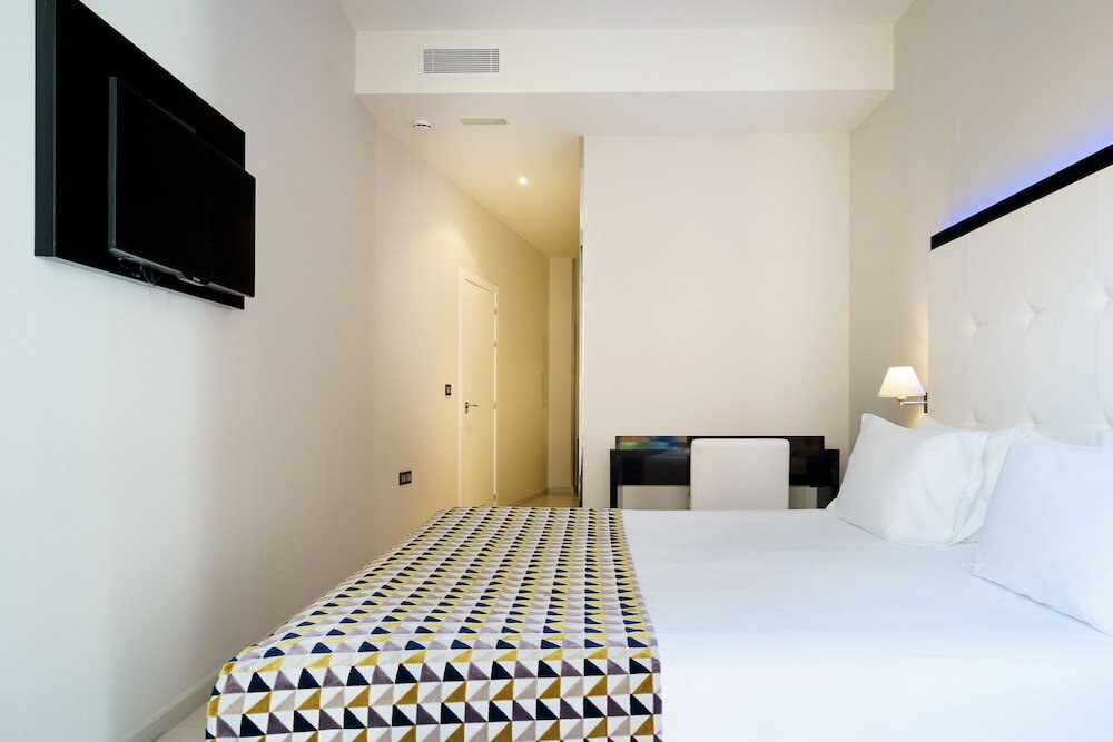 Фото Exe Málaga Museos Hotel