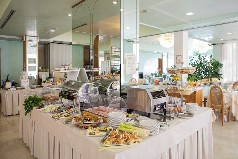 Фото Hotel Bristol