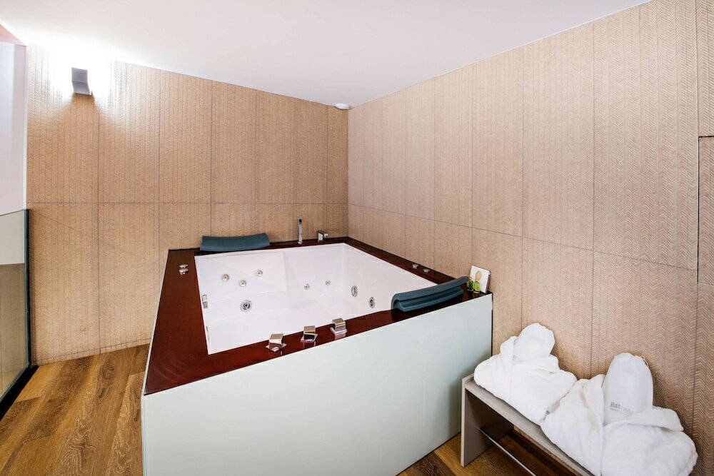 Фото Barceló Ourense