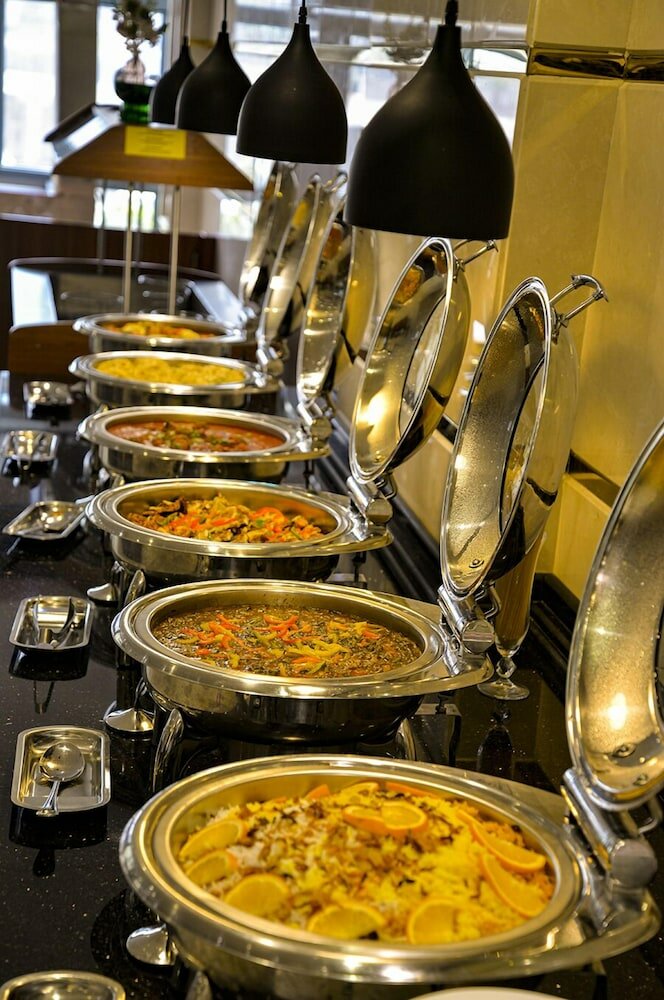 Фото Crown Town Hotel