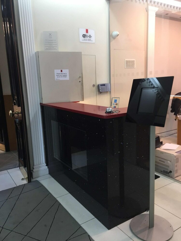 Фото The Excelsior Hotel