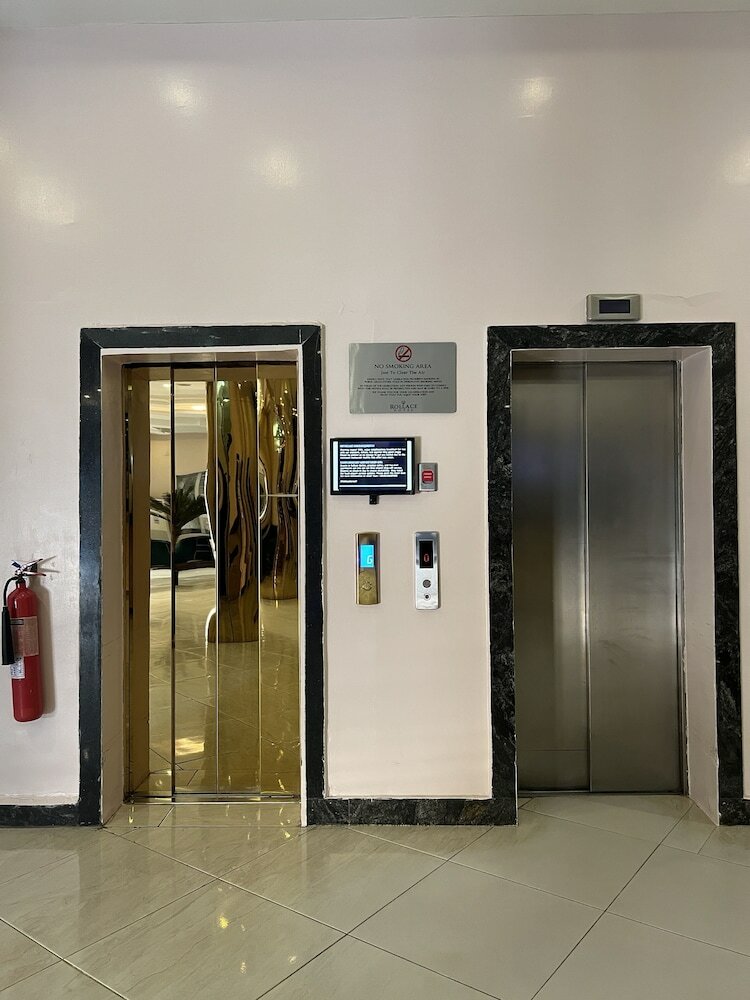 Фото Rollace Hotel