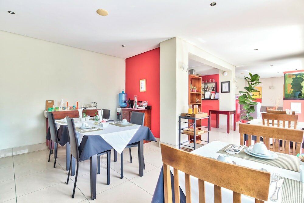 Фото The One 8 Hotel