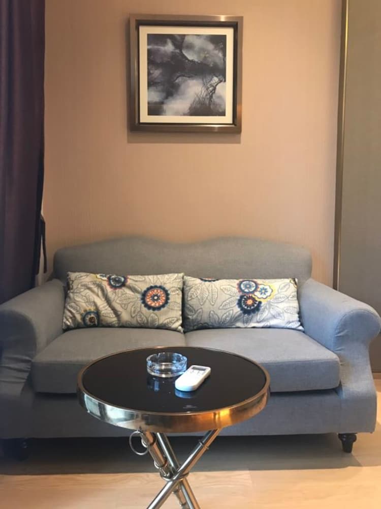 Фото Manhattan Langde Apartment