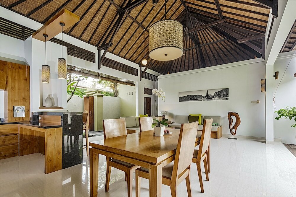 Фото Pradha Villas Seminyak