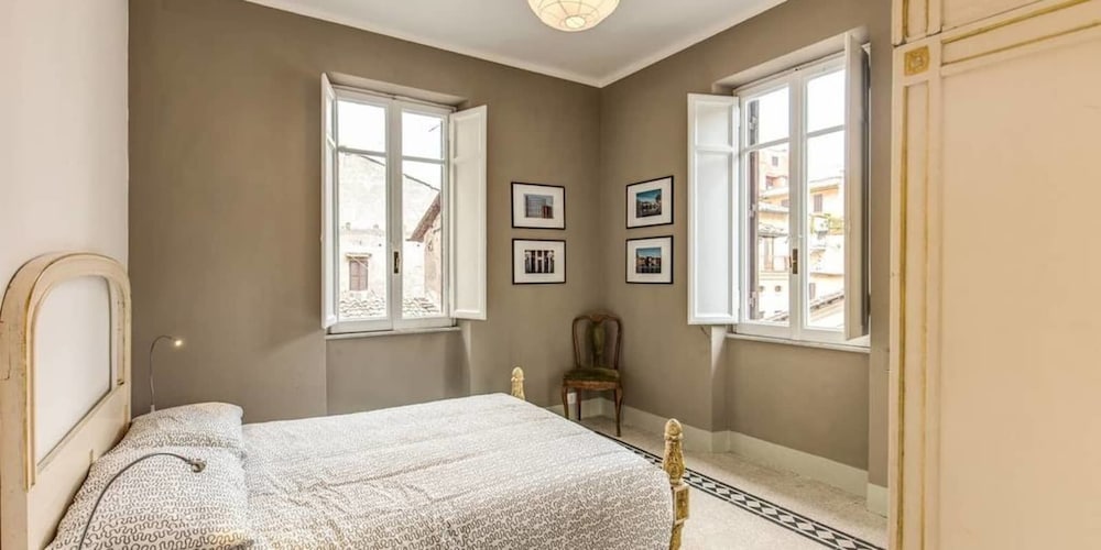 Фото Monti - Coliseum 3 bedroom apartment