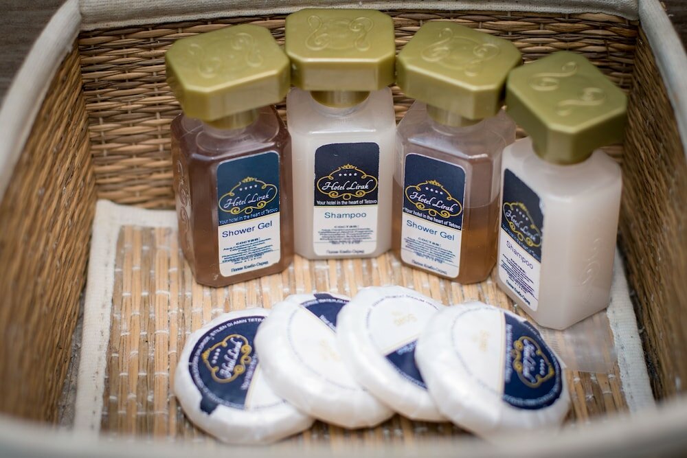 Фото Hotel Lirak