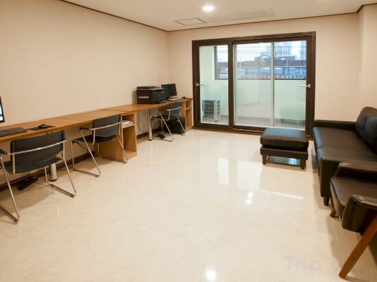 Фото CS Premier Hotel