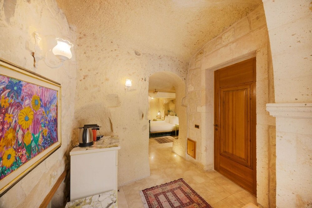Фото Tafoni Houses Cave Hotel