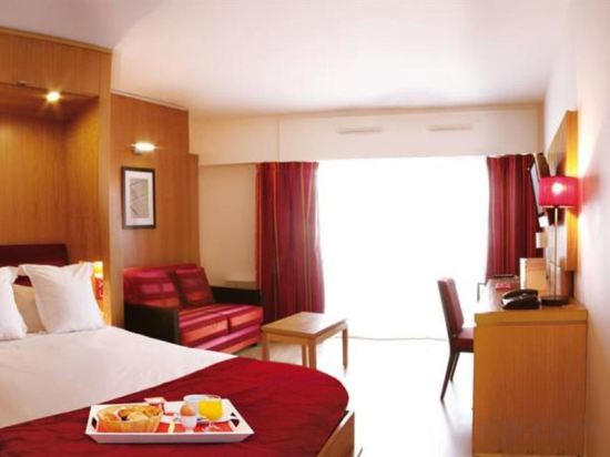 Фото Residhome Courbevoie La Defense