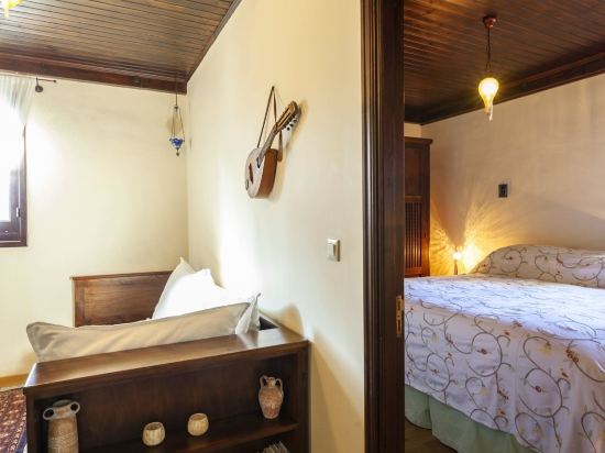 Фото Spirit Of The Knights Boutique