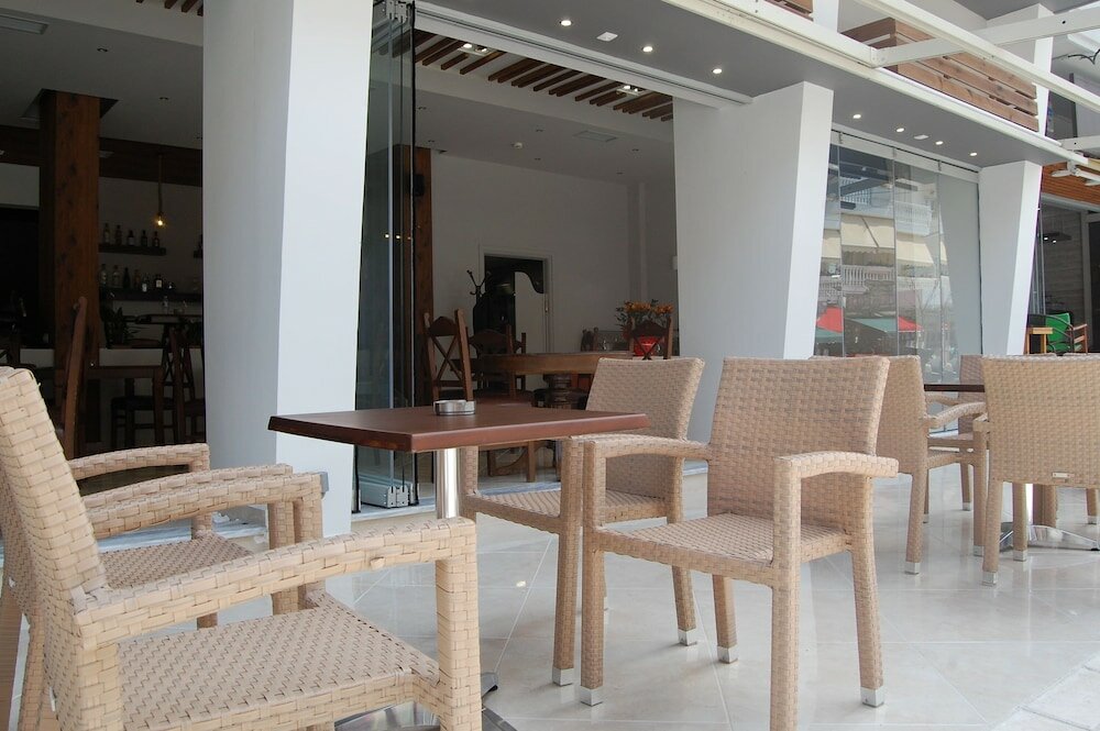 Фото Paralia Beach Boutique Hotel