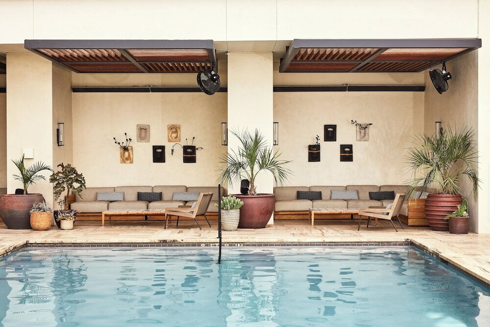 Фото Austin Proper Hotel