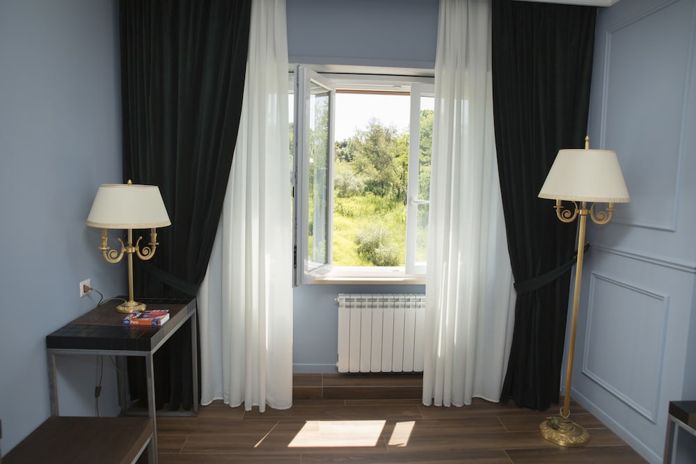 Фото Unicum Roma Suites