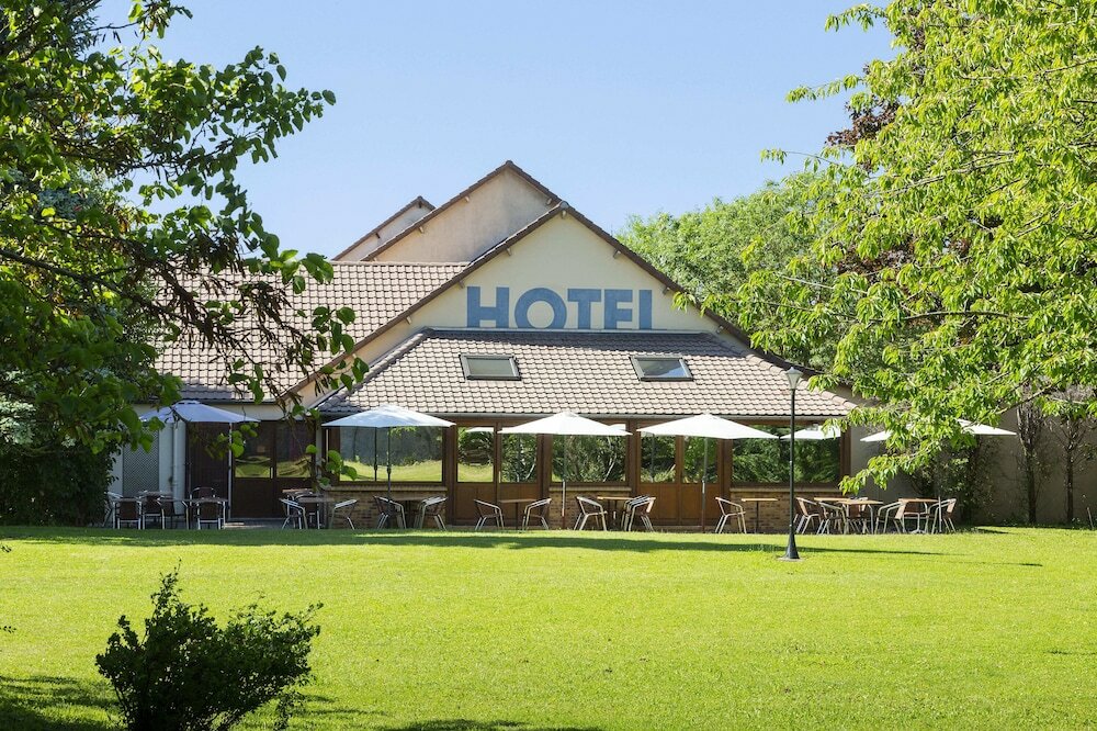 Фото Comfort Hotel Pithiviers