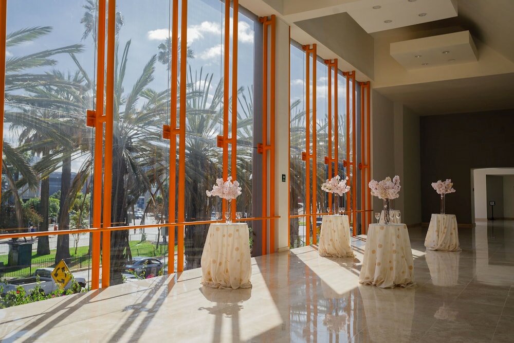 Фото Real Inn Tijuana Hotel