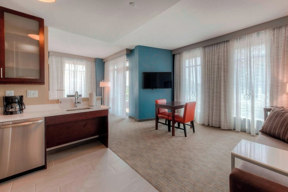 Фото Residence Inn by Marriott Raleigh Downtown