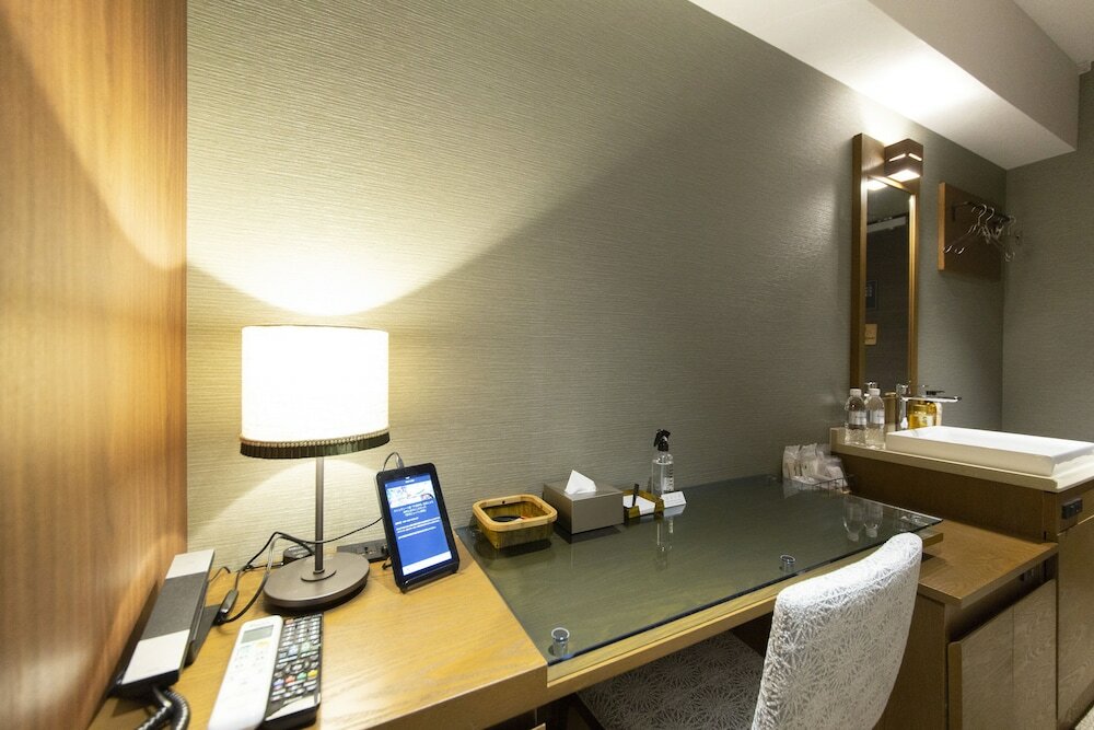 Фото Hotel Hillarys Shinsaibashi