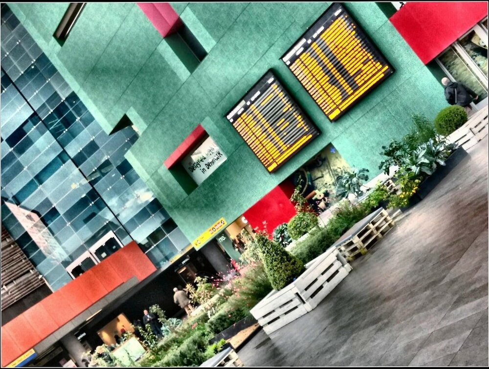 Фото отеля 2