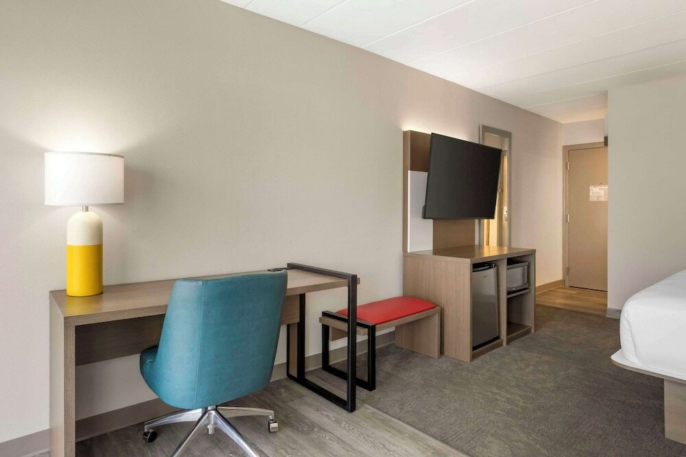 Фото Comfort Inn Edgewater on Hudson River