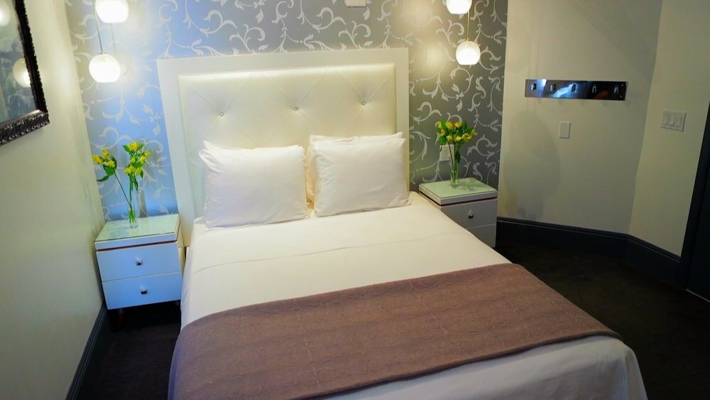 Фото La Pensione Hotel