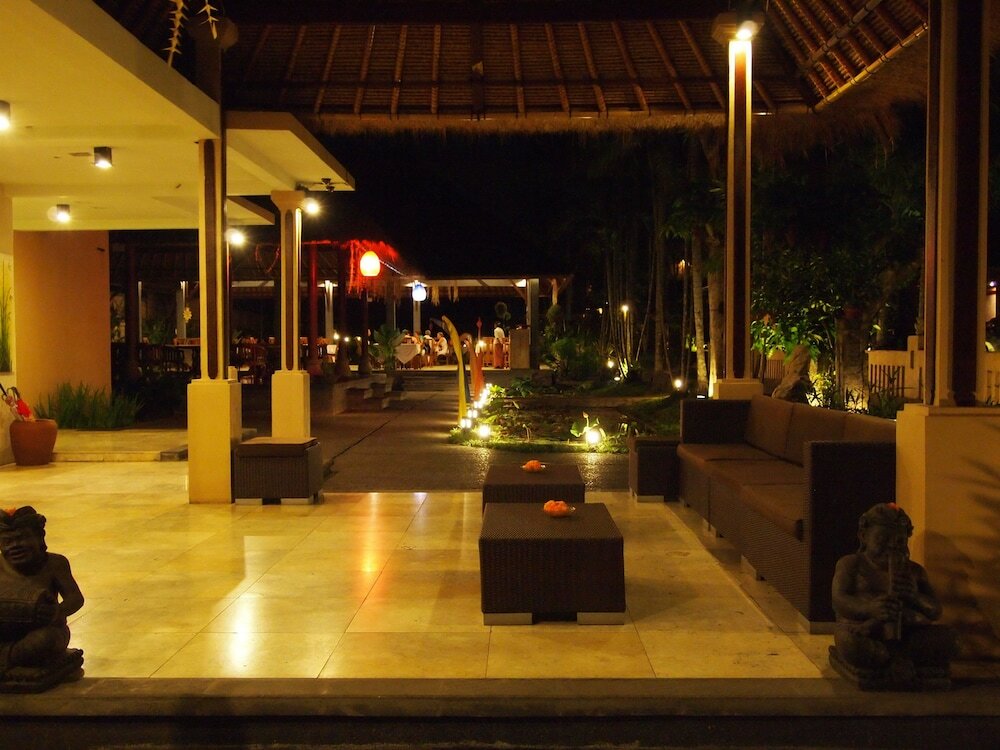 Фото Saren Indah Hotel
