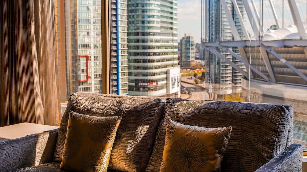 Фото Georgian Court Hotel