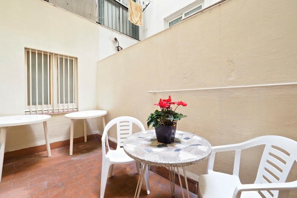 Фото Hostal Elkano