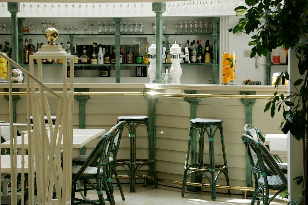 Фото Hotel Saint Sauveur