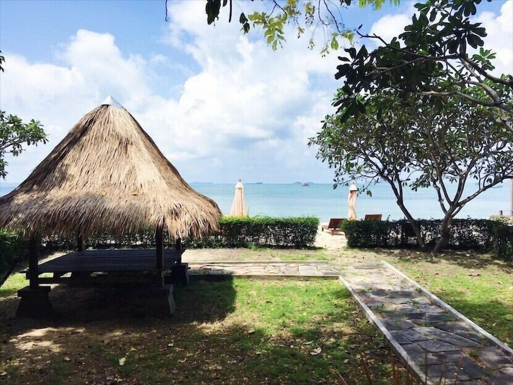 Фото Mooban Talay Resort