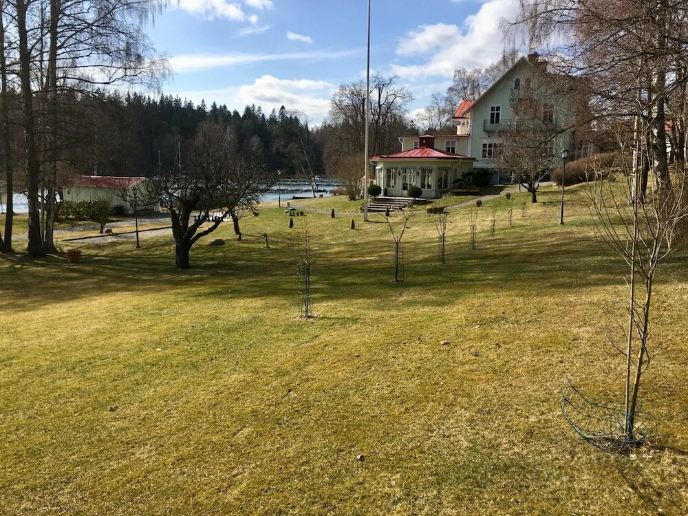 Фото Hotell Torpa Pensionat