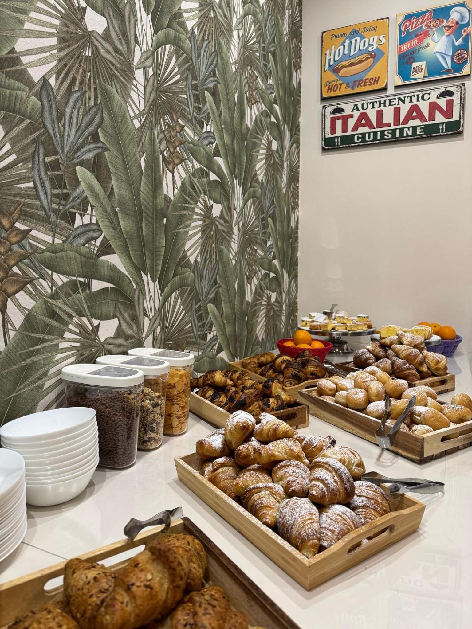 Фото Hotel Eureka