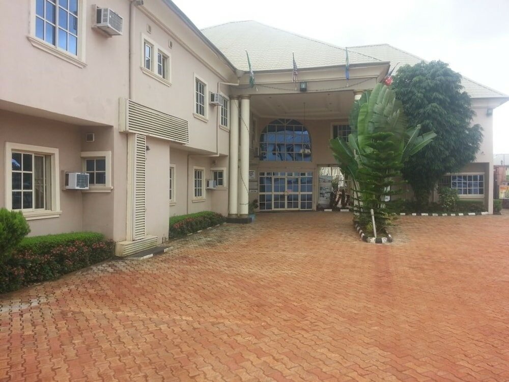 Фото отеля 3