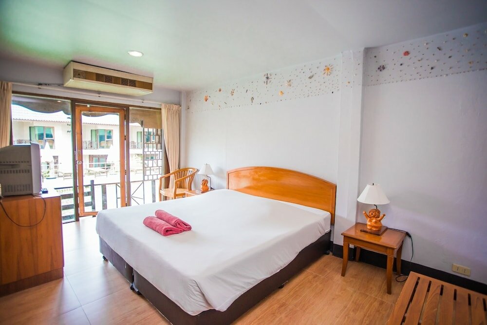 Фото Chaam Villa Sun Hotel