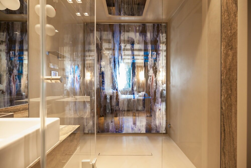 Фото Liassidi Wellness Suites