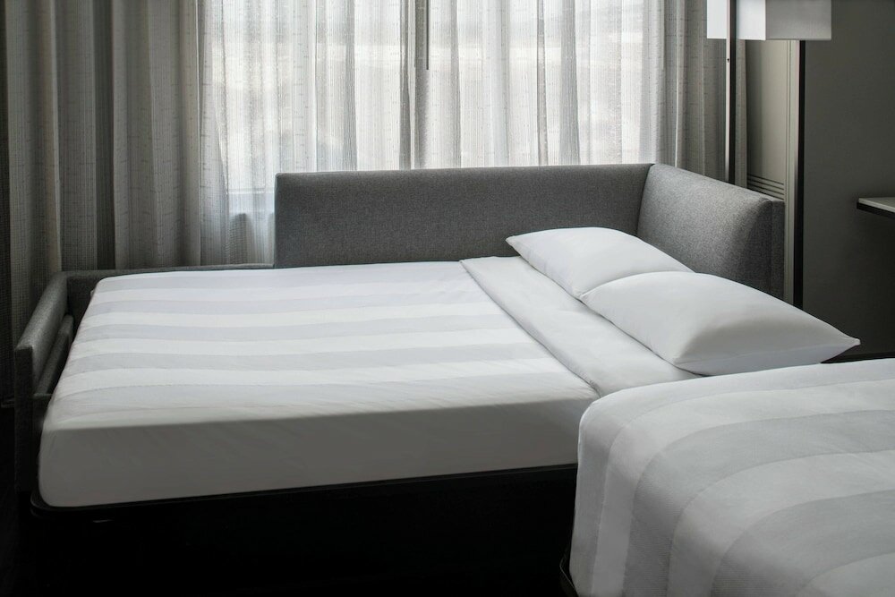 Фото New Orleans Marriott Warehouse Arts District