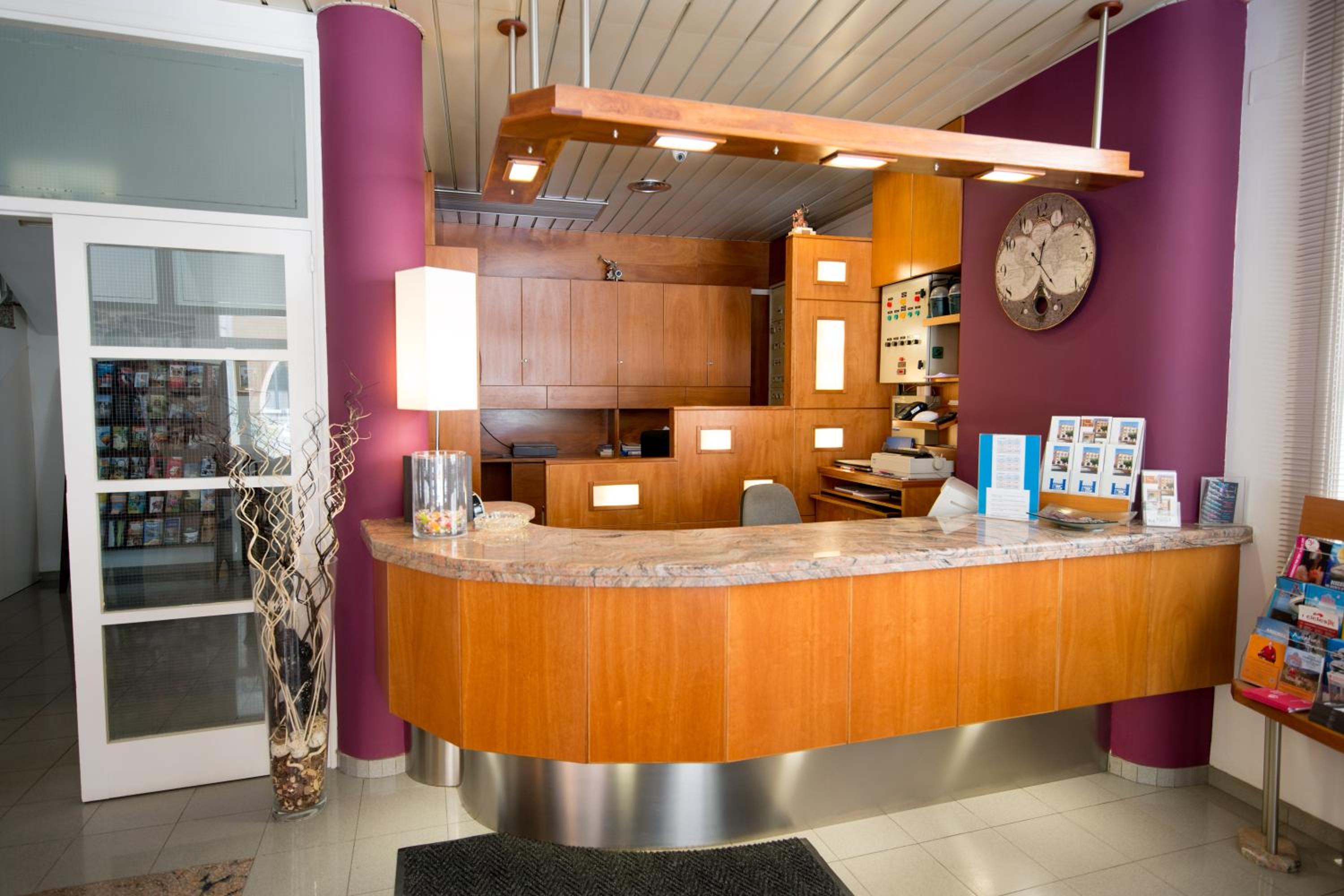 Фото Hotel Placa