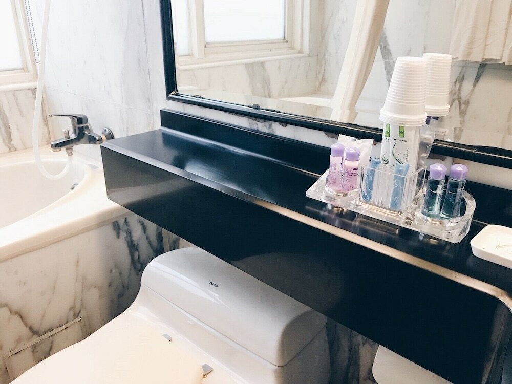 Фото Puyisy Business Hotel