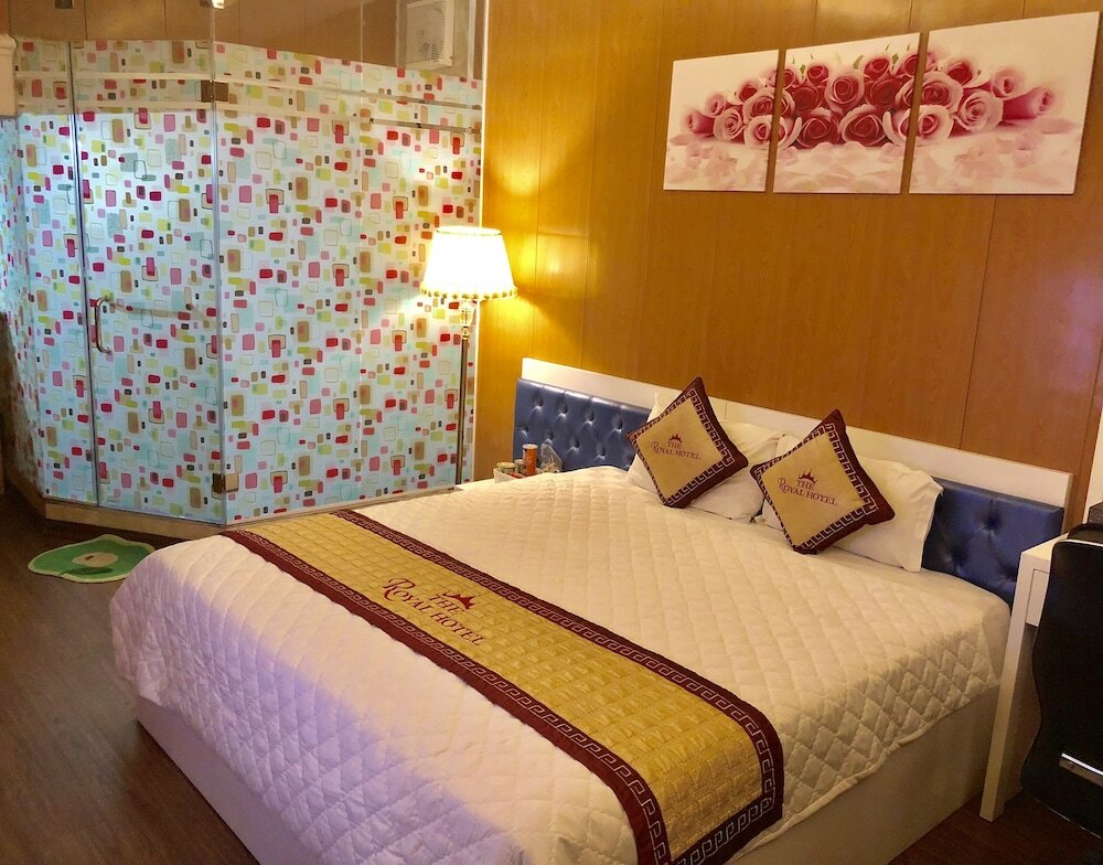 Фото The Royal Hotel