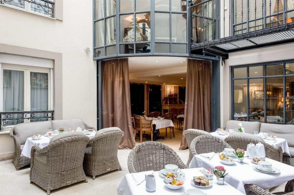 Фото Hotel Chateaubriand