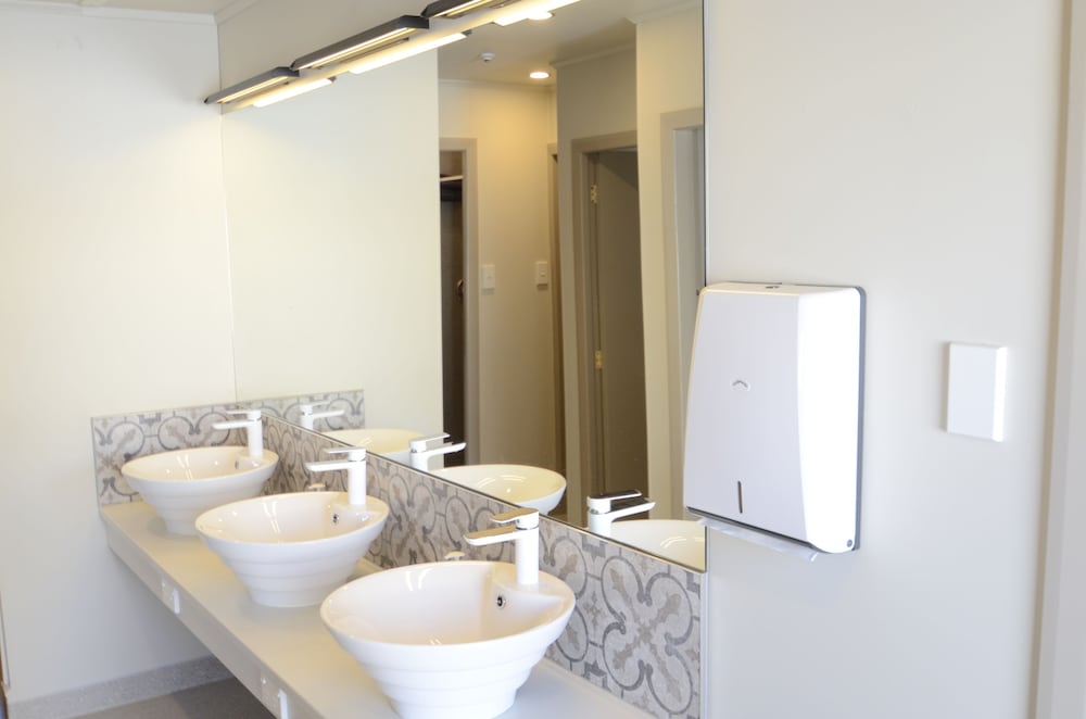 Фото Bridge Backpackers