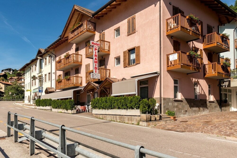 Фото Hotel Alle Piramidi