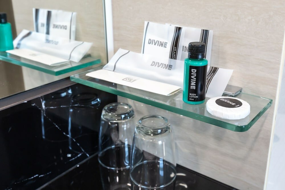 Фото Hotel 7 Suria