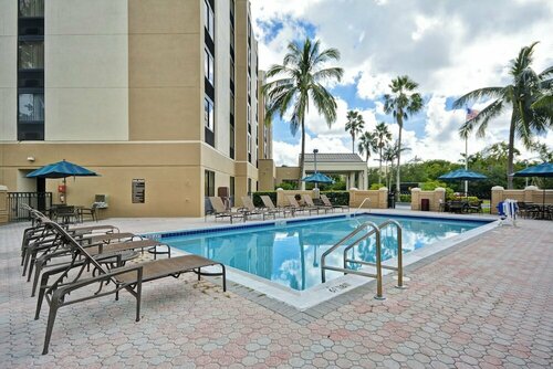Внешний вид отеля Hyatt Place Miami Airport West/Doral в Дорале, фото 5