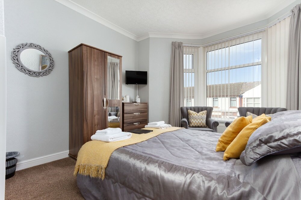 Фото The Richley Hotel