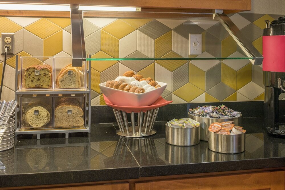 Фото Hyatt Place Austin/Arboretum - Domain Area